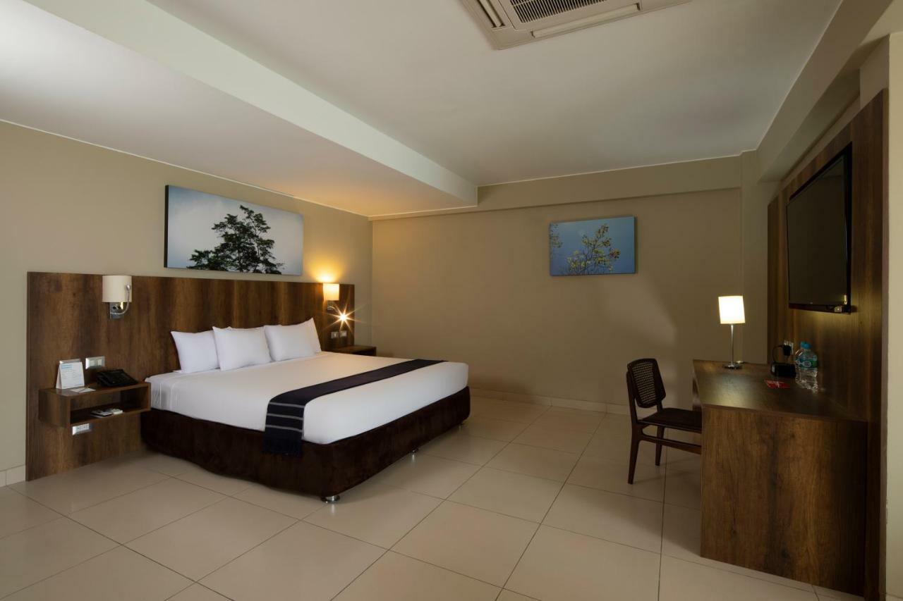 Casa Andina Select Pucallpa Exterior photo